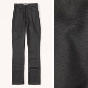 Abercrombie & Fitch 90s Slim Straight Ultra High Rise Jeans Coated Black Curve
